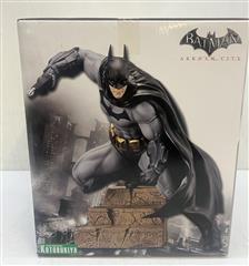 Dc Comics Batman Arkham City ARTFX+ Statue
